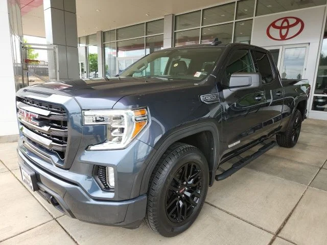 Used 2021 Blue GMC Elevation image 6