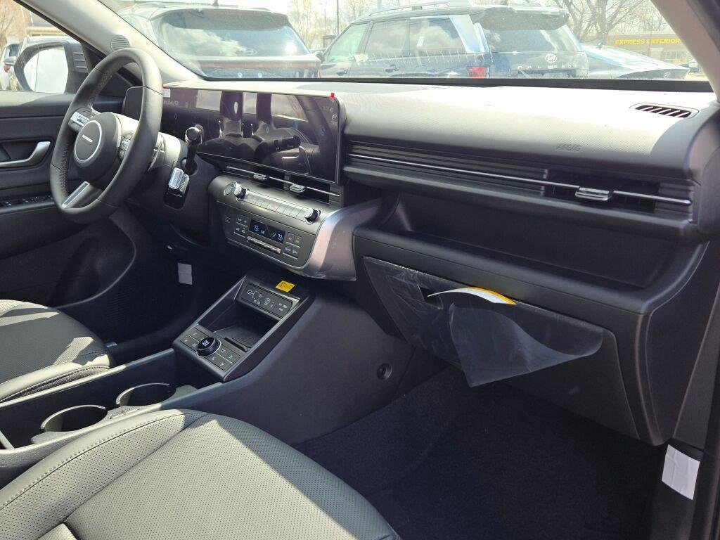 2026 Hyundai Kona Limited - Photo 7