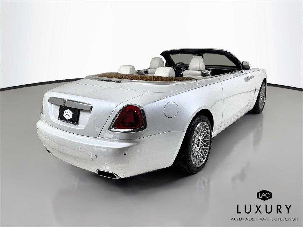 Used 2016 English White Rolls-Royce  image 5
