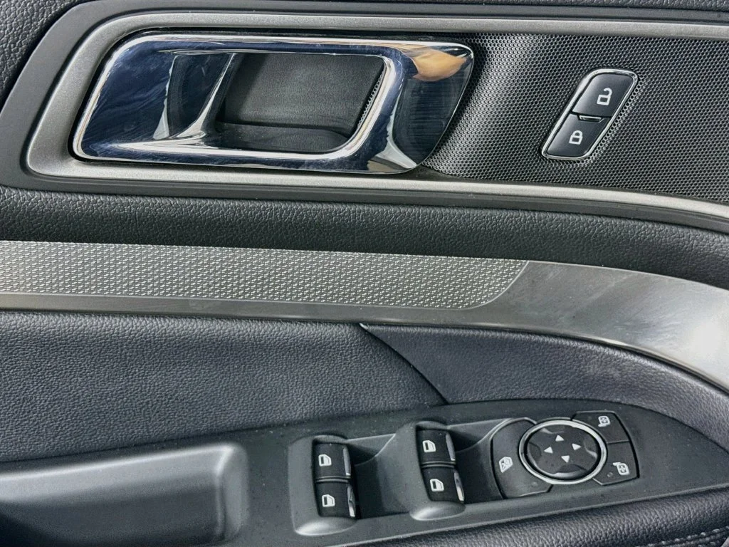 Used 2019 White Ford XLT image 21