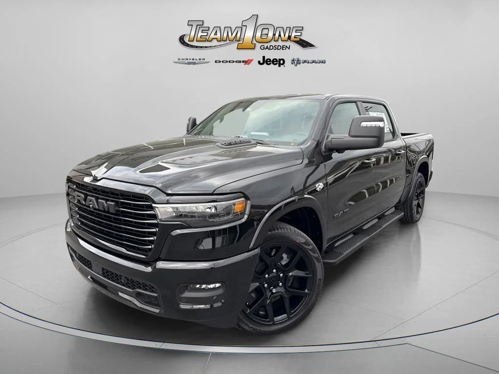 New 2026 Diamond Black Crystal Pearl-Coat Exterior Paint RAM Laramie image 5
