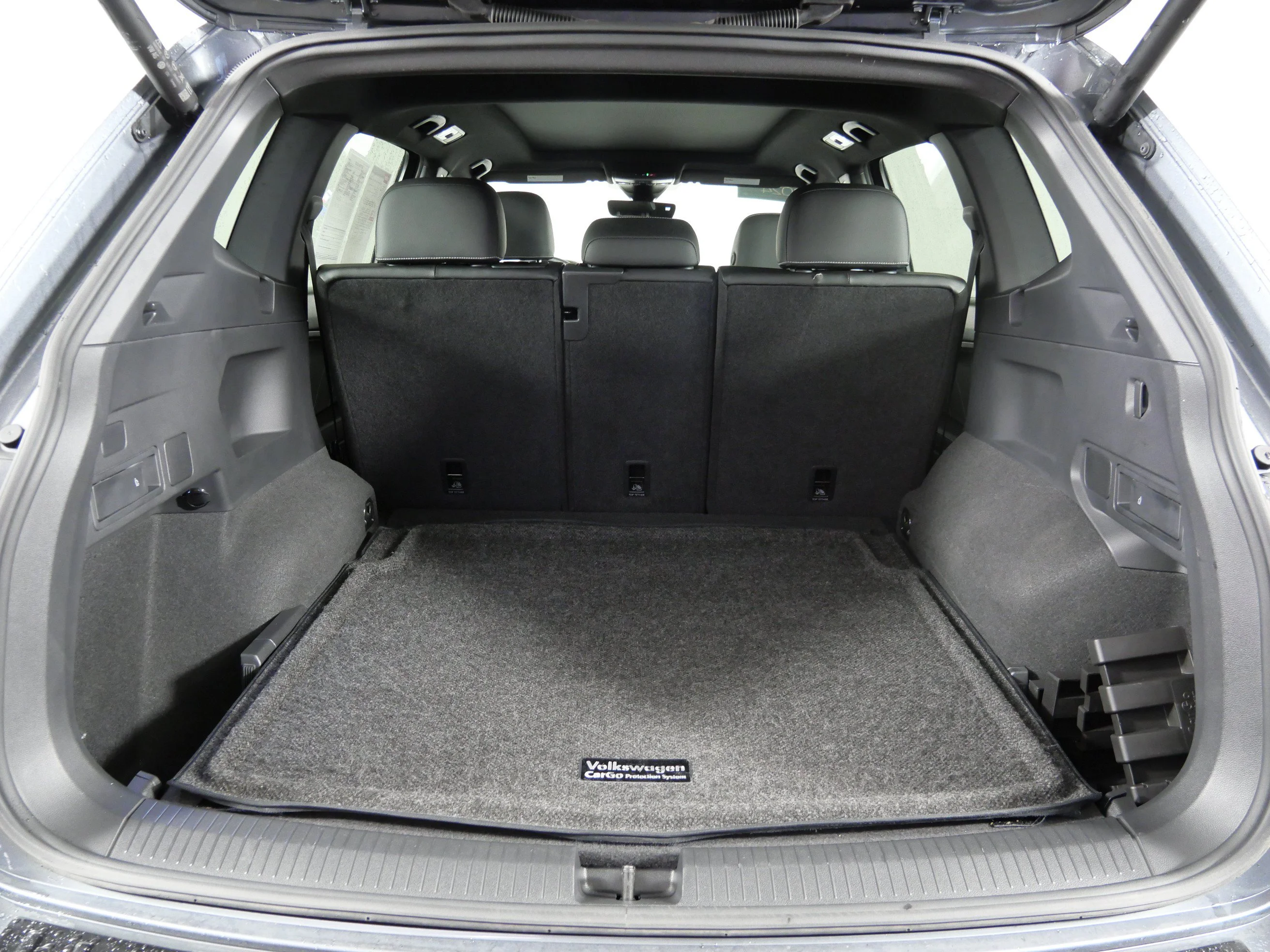 Certified Used 2024 Gray Volkswagen SE R-Line Black image 18