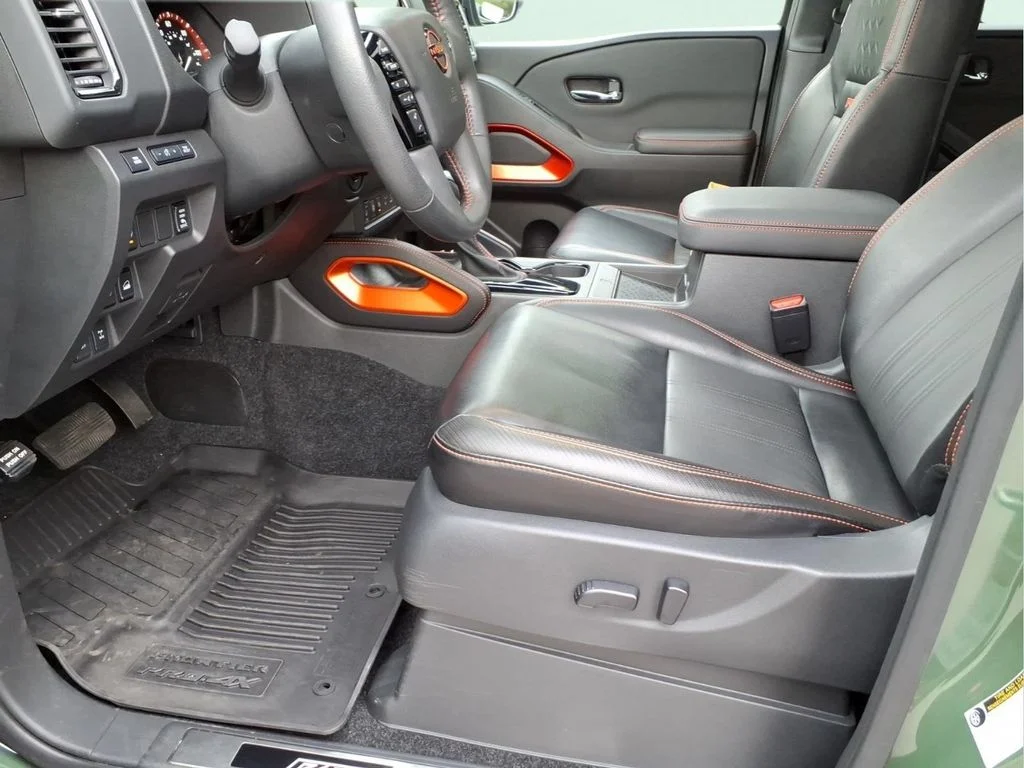 Used 2024 Green Nissan PRO-4X image 19