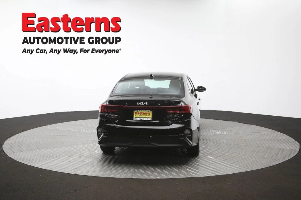 Used 2023 Black Kia LXS image 37