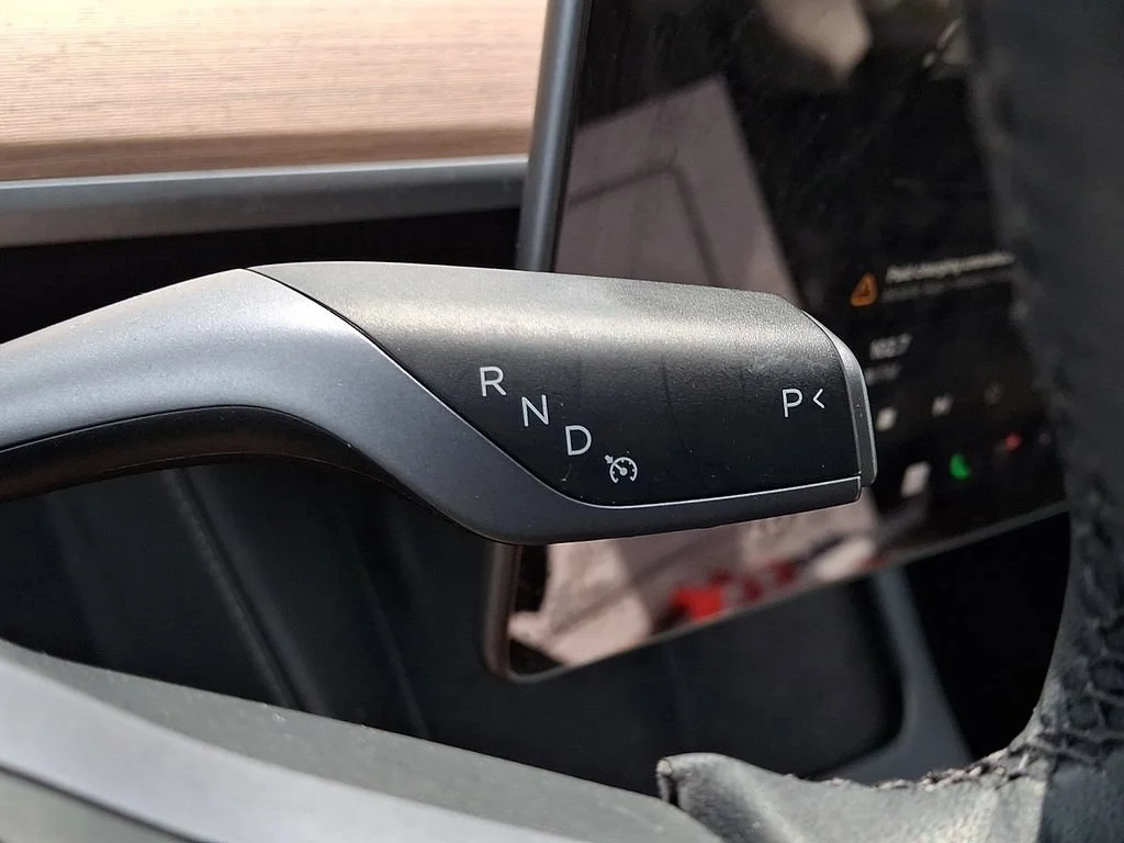 Used 2023  Tesla Long Range image 21