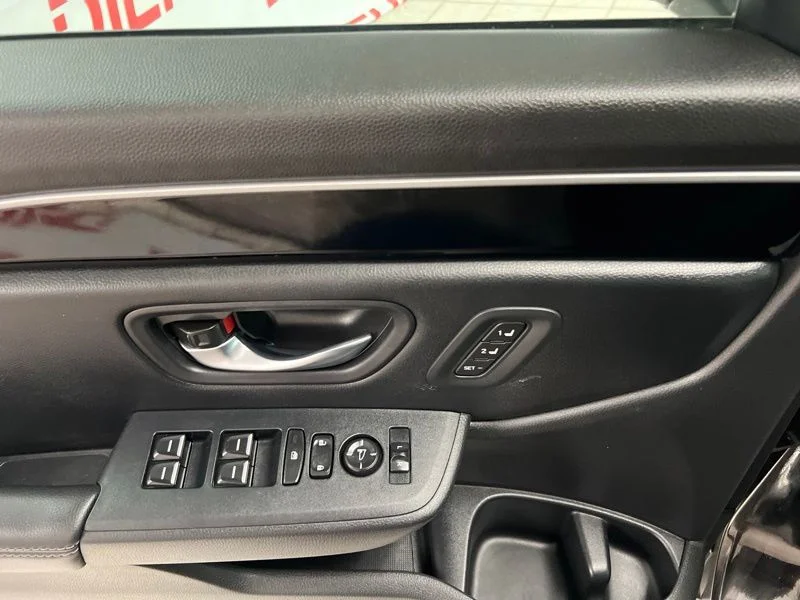 Used 2024  Honda EX-L image 21