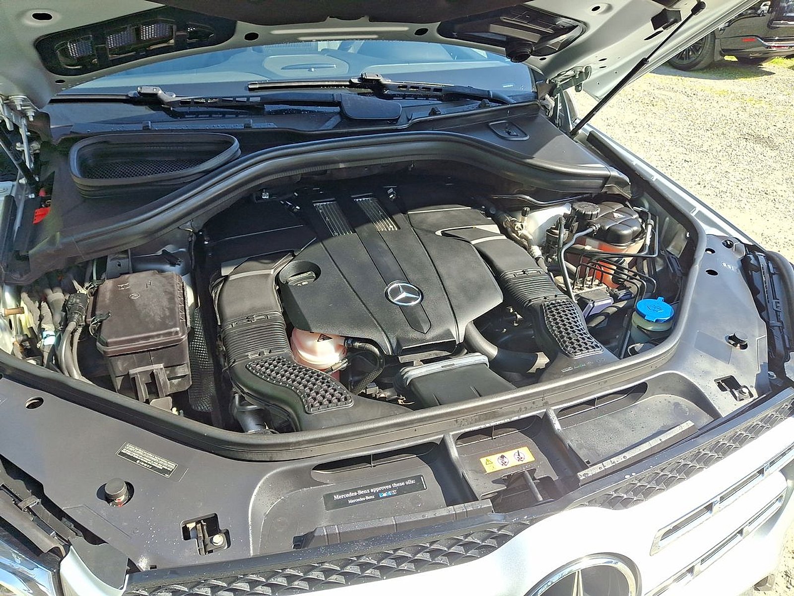 Used 2019 Iridium Silver Metallic - 775 Mercedes-Benz 4MATIC® image 32