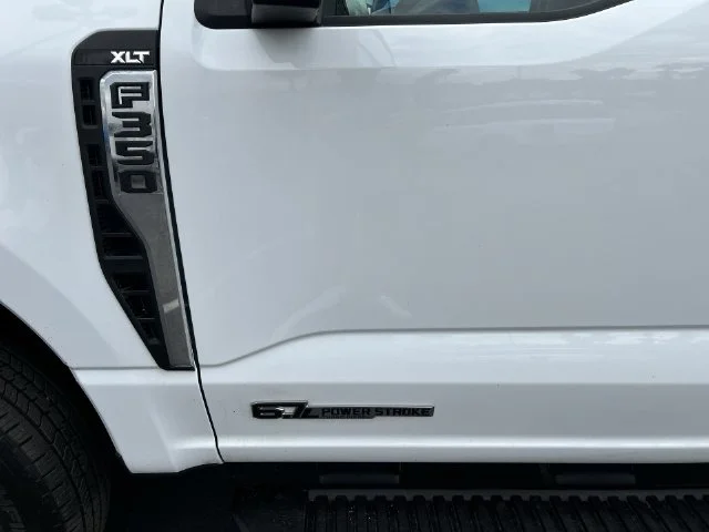 Used 2025 White Ford XLT image 32
