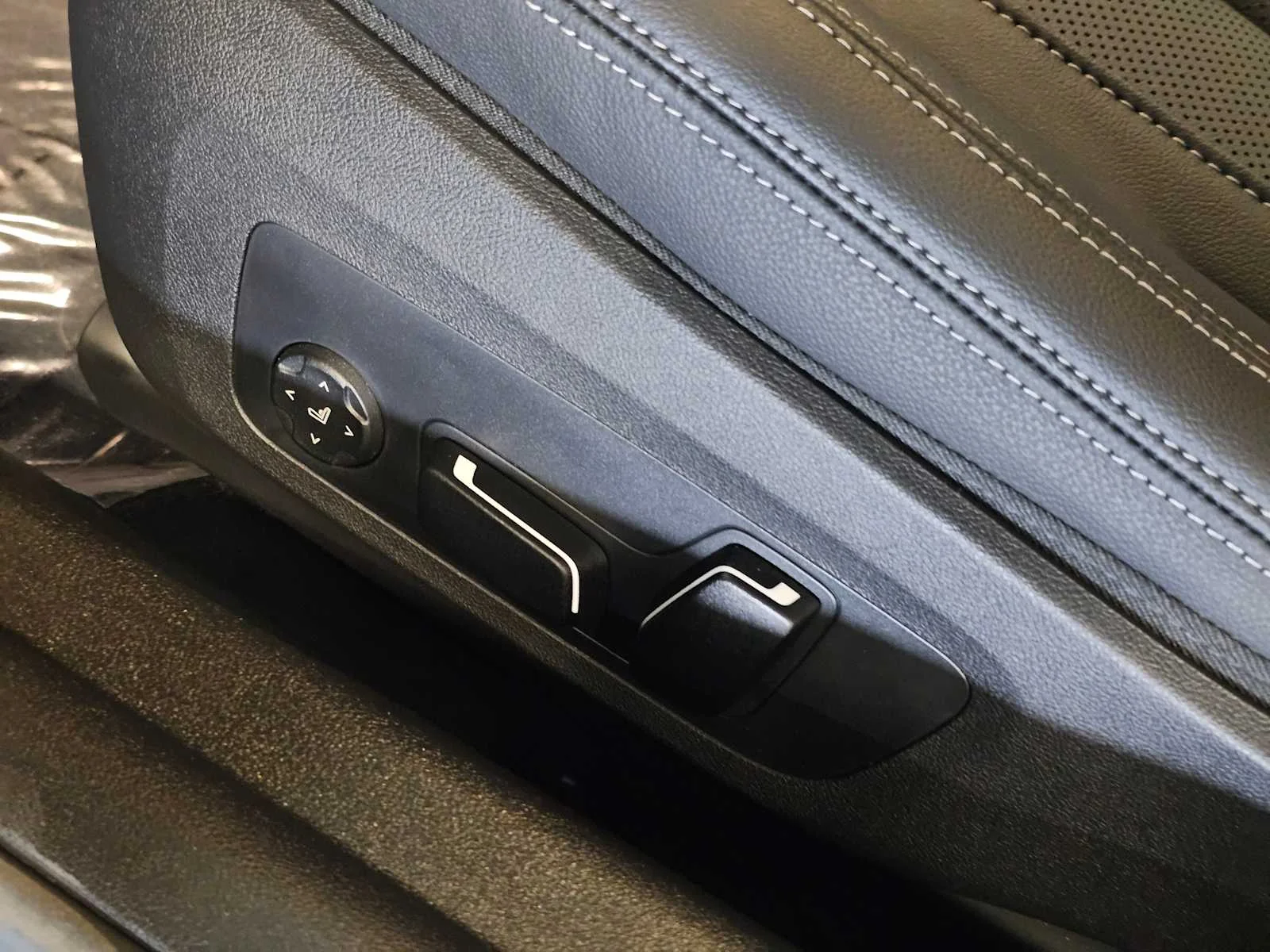 New 2026 Brooklyn Grey Metallic BMW M240i xDrive image 20