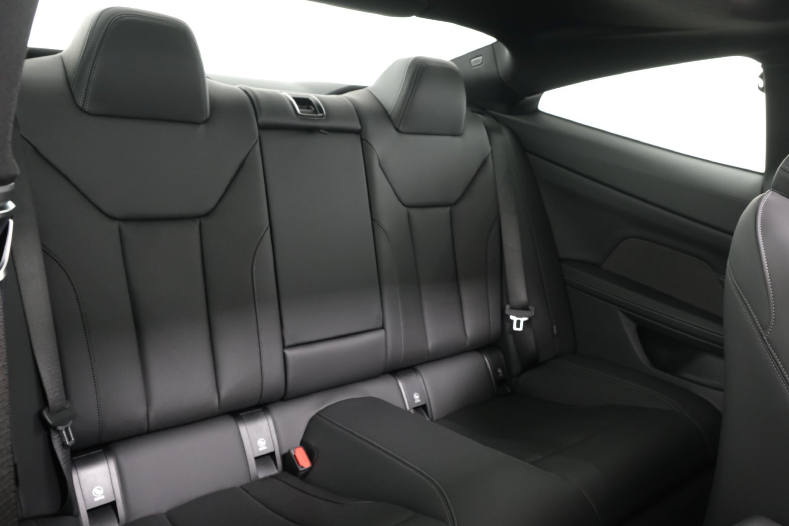 New 2027 Black Sapphire Metallic BMW 430i xDrive image 34