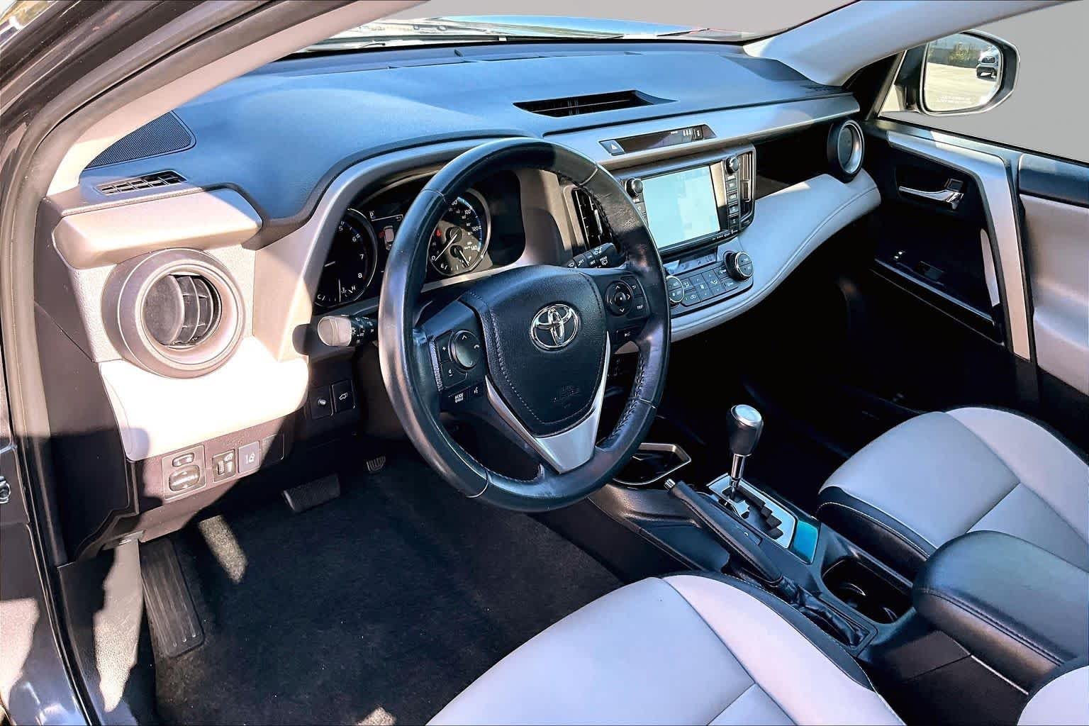 Certified Used 2018 Magnetic Gray Metallic Toyota Limited image 18