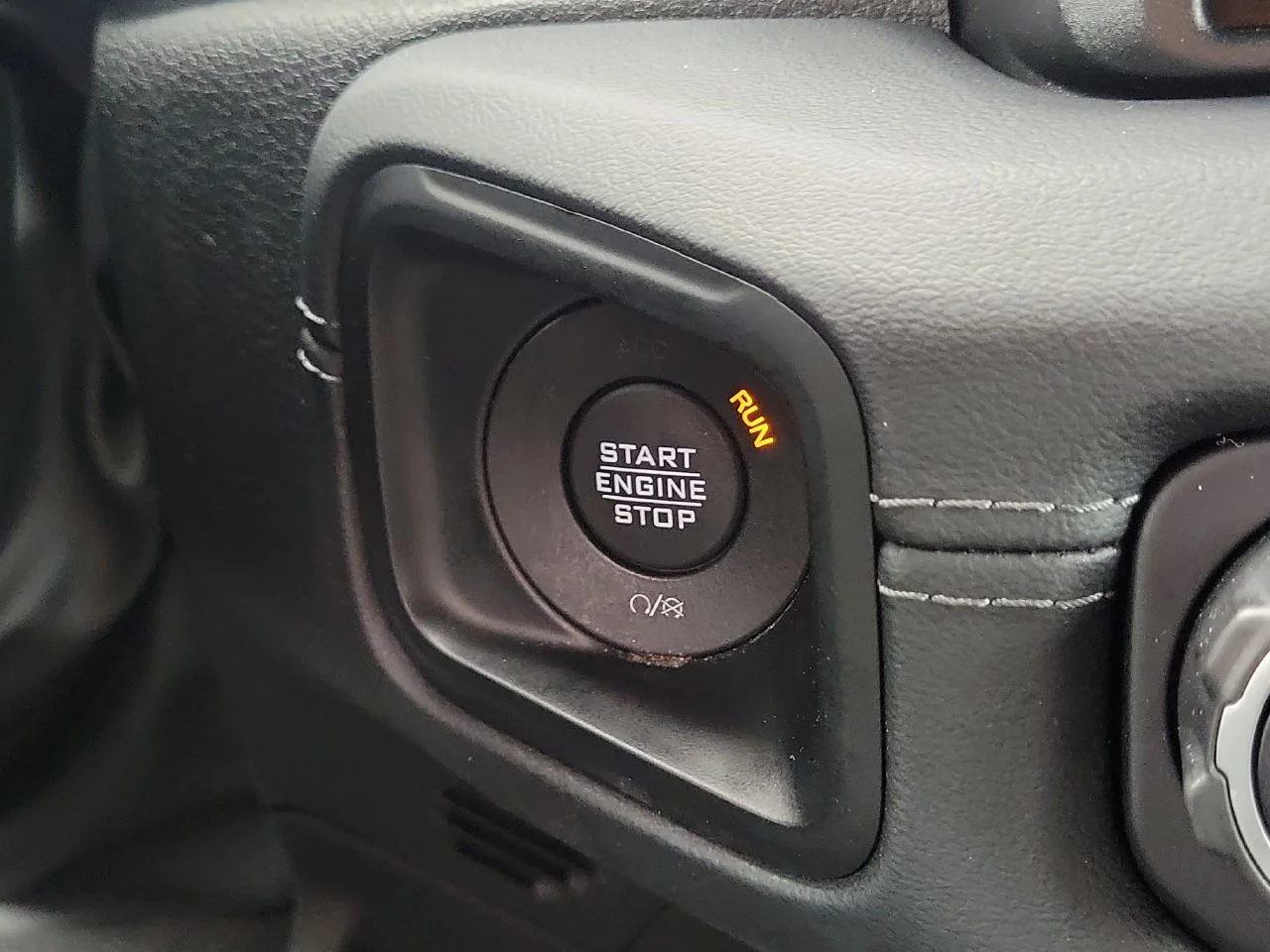Used 2024 Gray Jeep Rubicon image 20