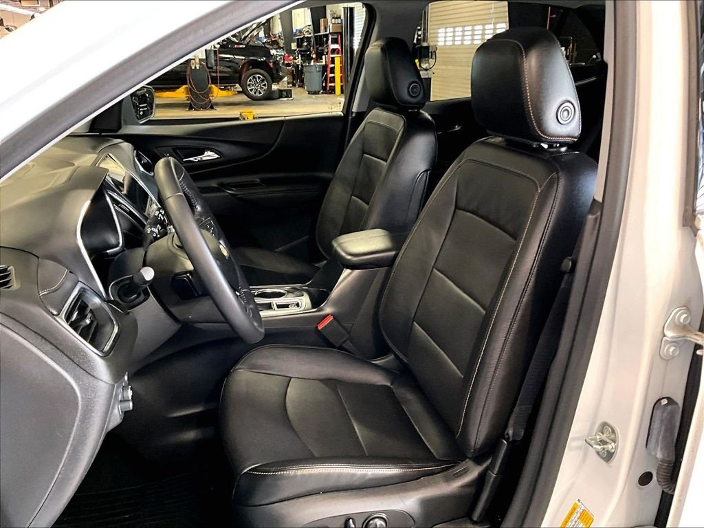 Used 2021 White Chevrolet Premier image 10