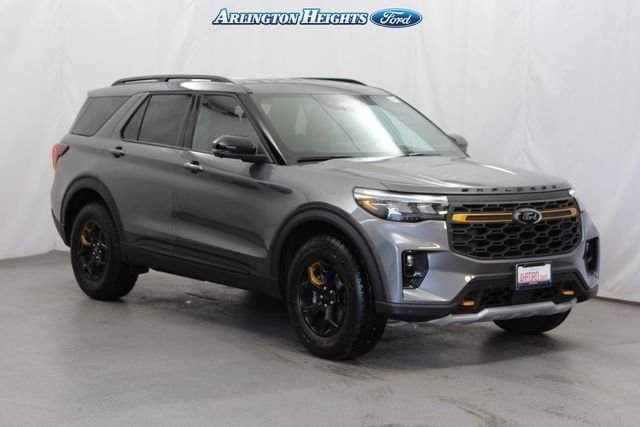 New 2026 Carbonized Gray Metallic Ford Tremor® image 1