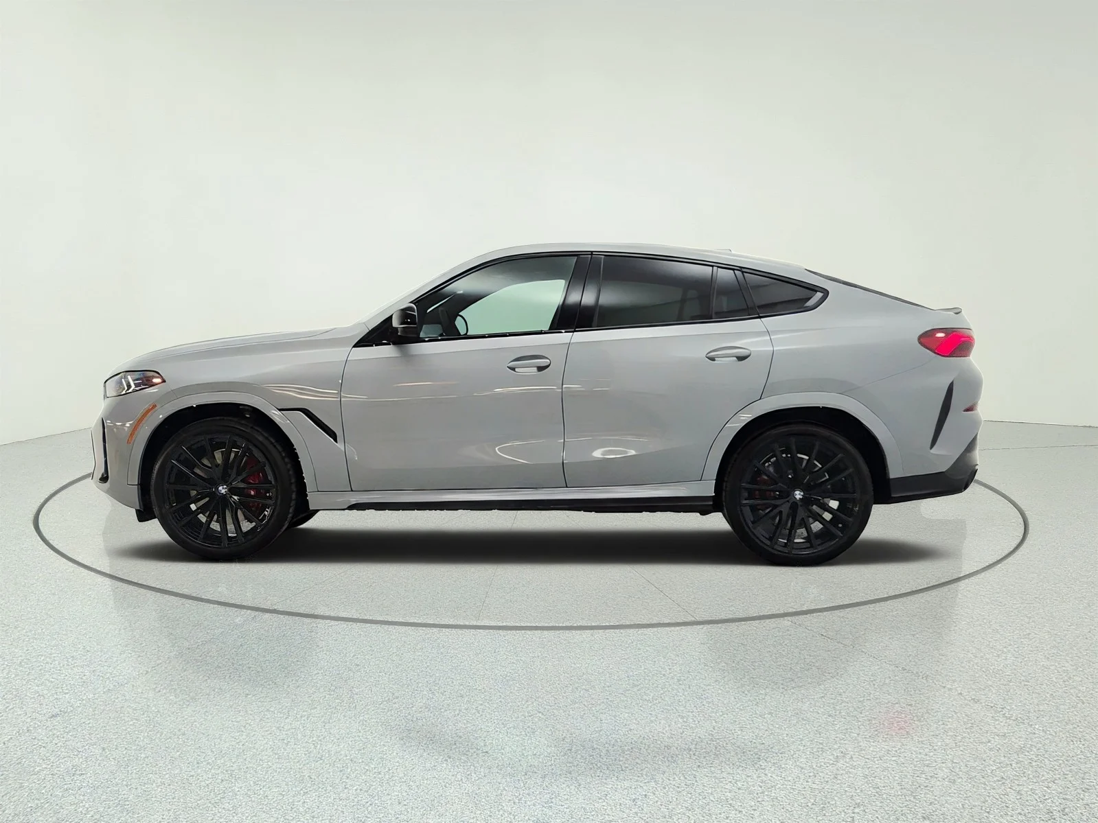 Used 2025 Brooklyn Grey Metallic BMW M60i Sports Activity Coupe image 8