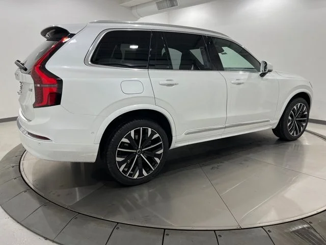 New 2026 Crystal White Volvo Plus image 5