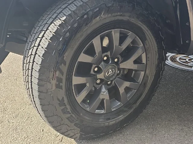 Used 2021 Gray Toyota SR5 image 31