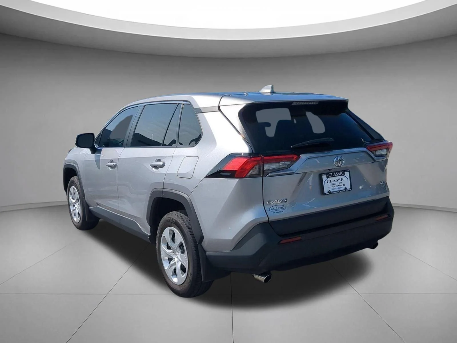 Used 2025 Silver Sky Metallic Toyota LE image 3