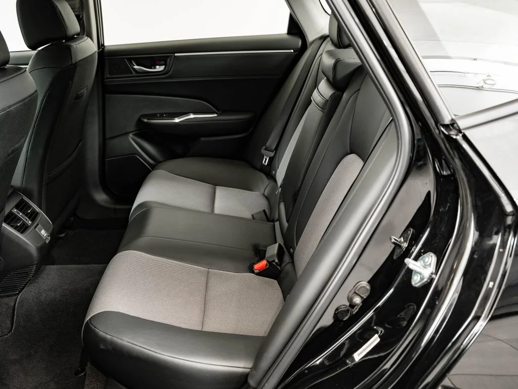 Used 2019 Black Honda  image 41