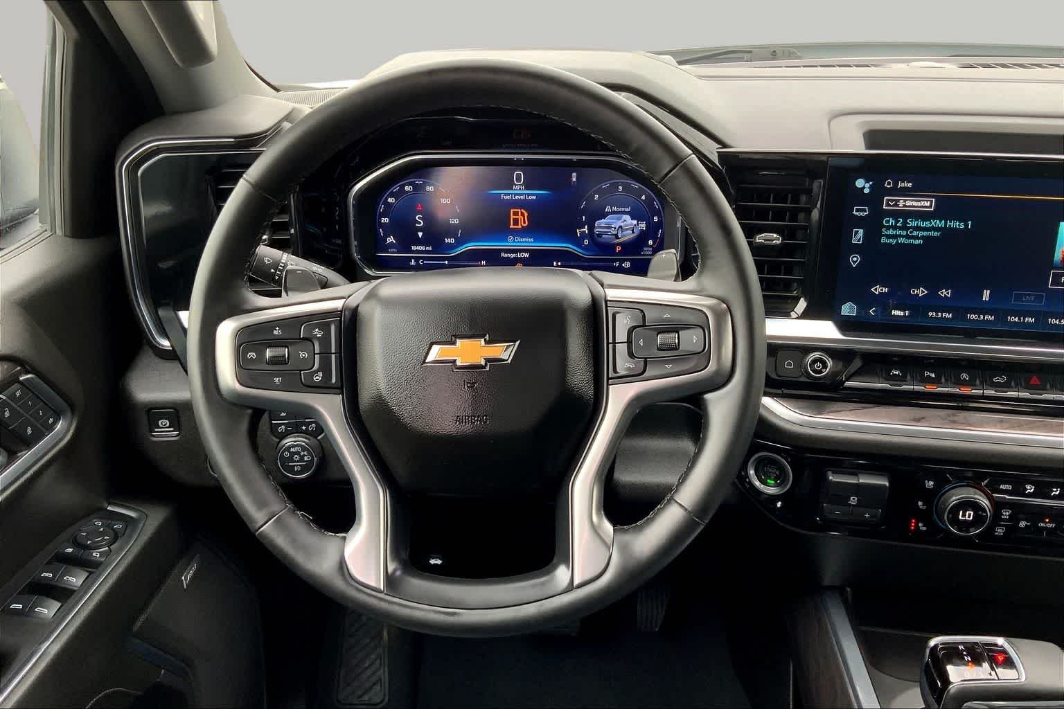 Used 2024 Summit White Chevrolet LTZ image 5