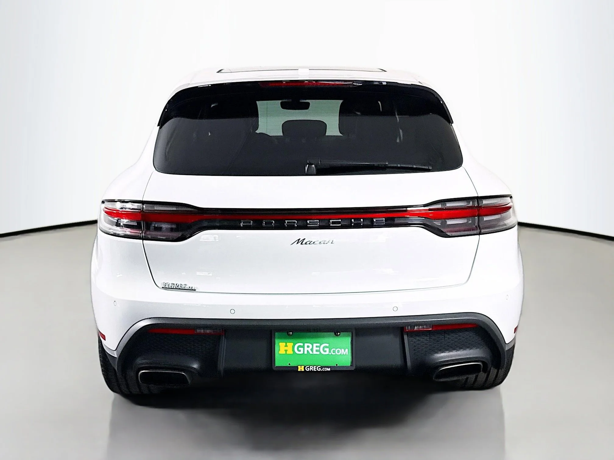 Used 2023 Carrara White Metallic Porsche Base image 6