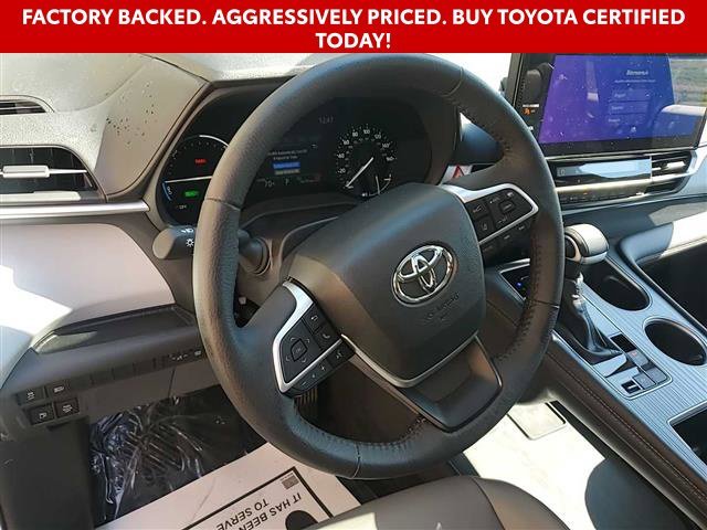 Used 2026 Beige Toyota XLE image 7