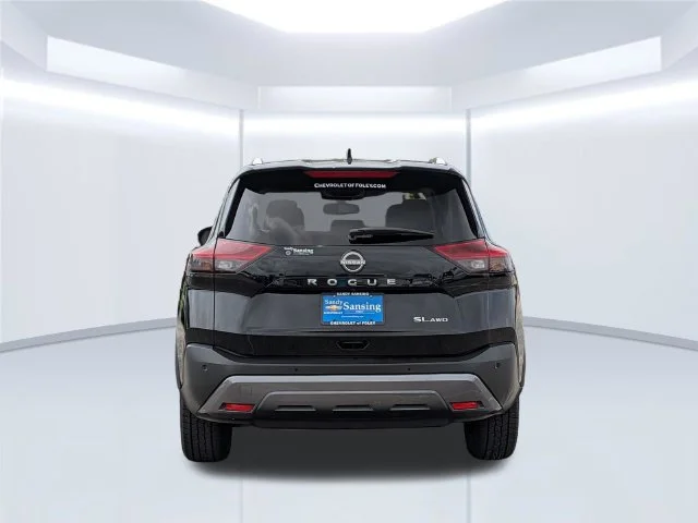 Used 2023 Black Nissan SL image 5