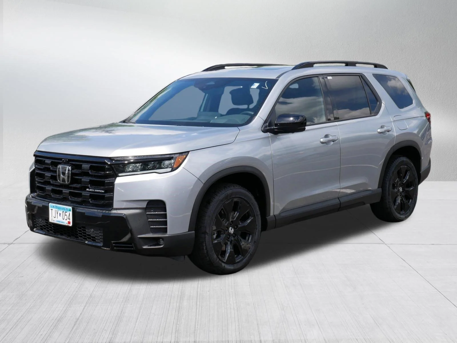 Certified Used 2026  Honda Black Edition image 3