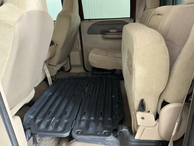 Used 2004 Red Clearcoat Ford XLT image 21