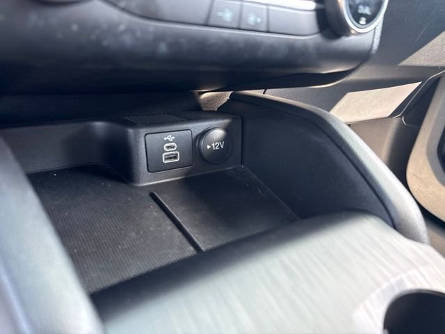 Used 2025 White Ford Active image 18