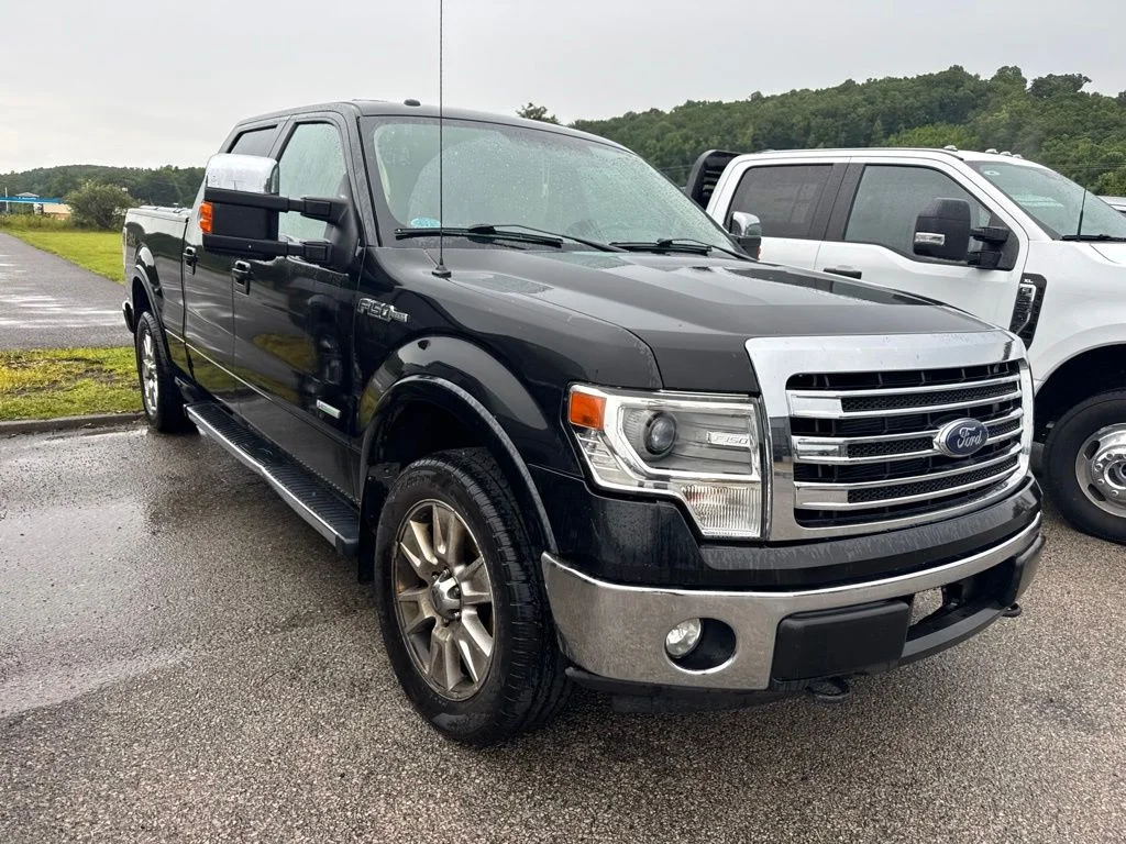 Used 2013 Tuxedo Black Metallic Ford Lariat image 12