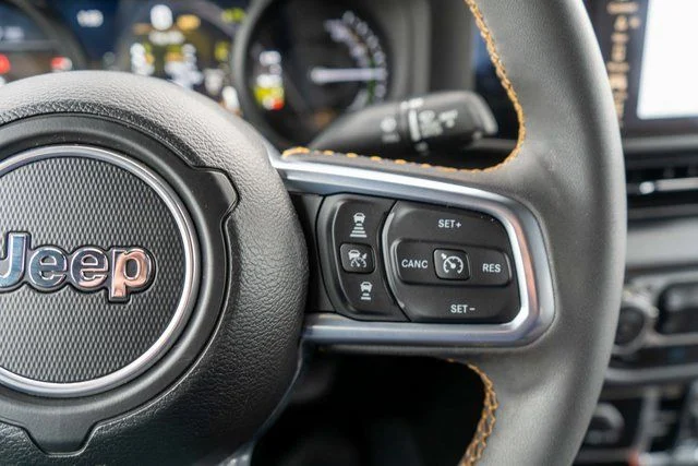 Used 2024 Gray Jeep Sahara 4xe image 22