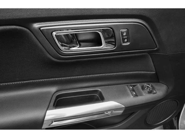 Used 2015 Magnetic Metallic Ford GT image 20