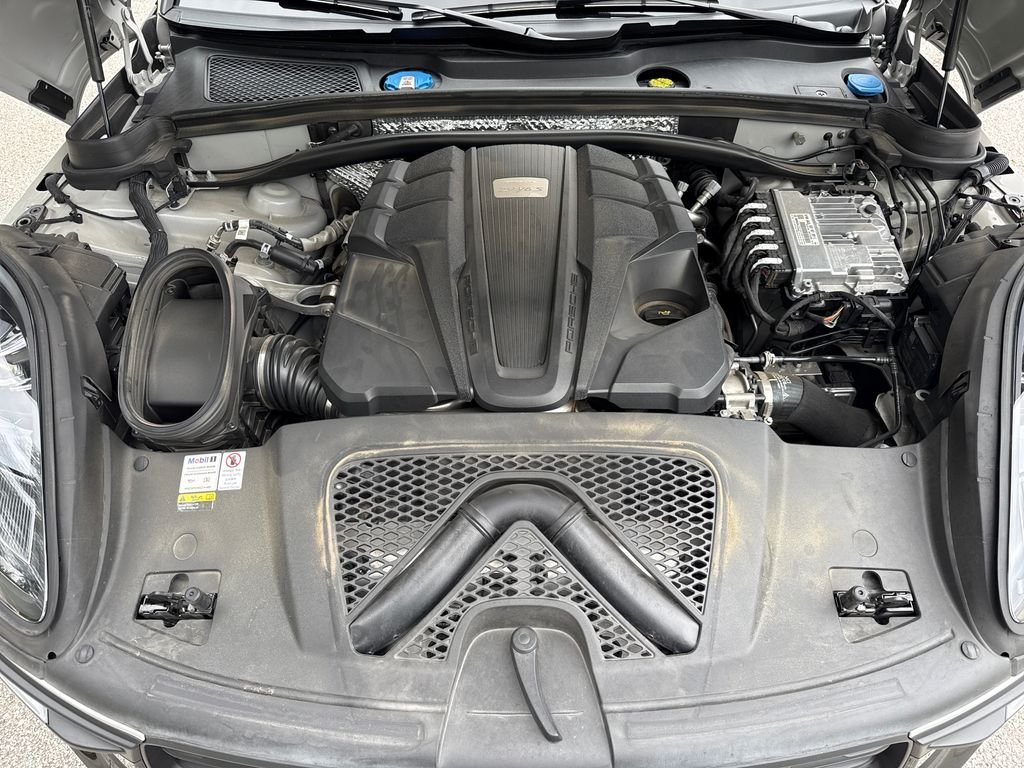 Used 2022 Gray Porsche S image 26