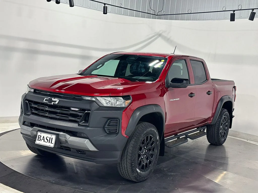 Used 2024 Red Chevrolet Trail Boss image 8