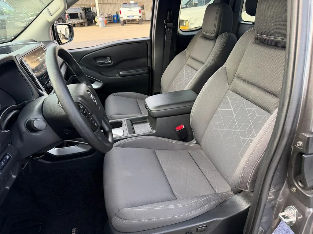 Used 2025 Gray Nissan SV image 10