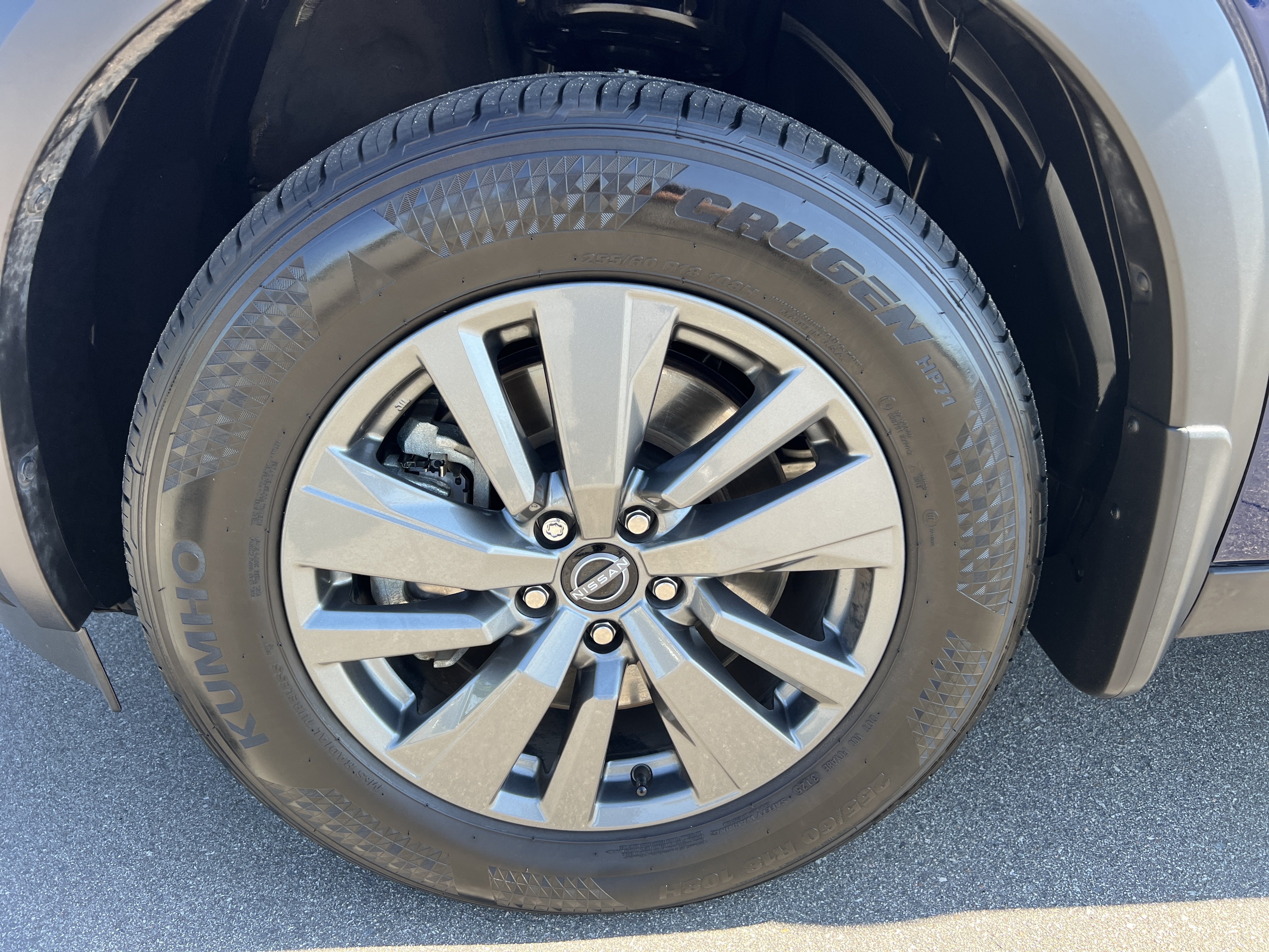 Used 2025 Deep Ocean Blue Pearl Nissan SV image 9