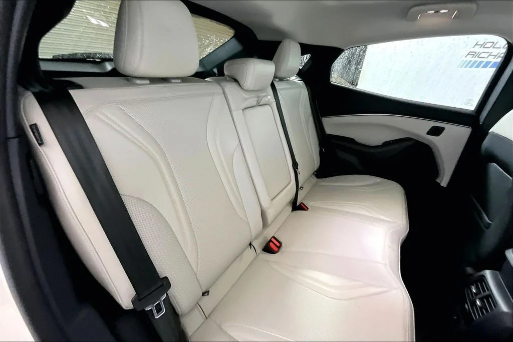 Used 2024 White Ford Premium image 22