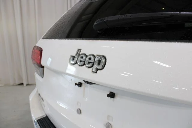 Used 2021 White Jeep Limited image 33