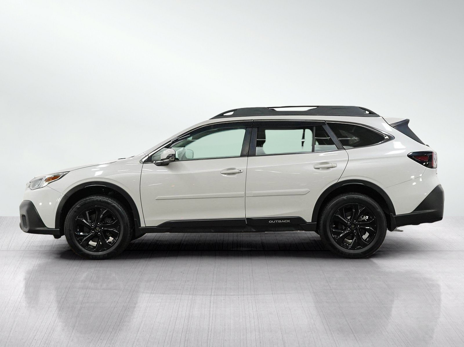 Used 2020 Subaru Outback Limited with VIN 4S4BTALC9L3134287 for sale in Burnsville, Minnesota