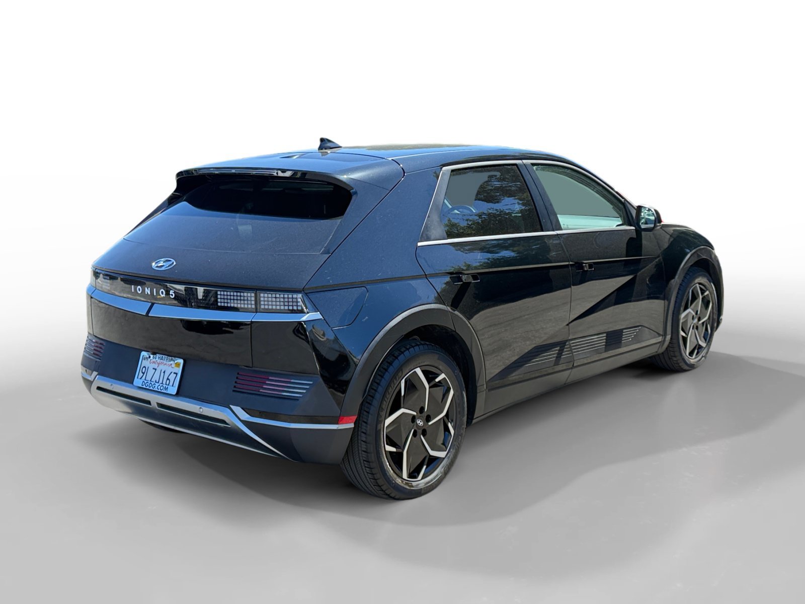 Used 2024 Abyss Black Hyundai SEL image 5