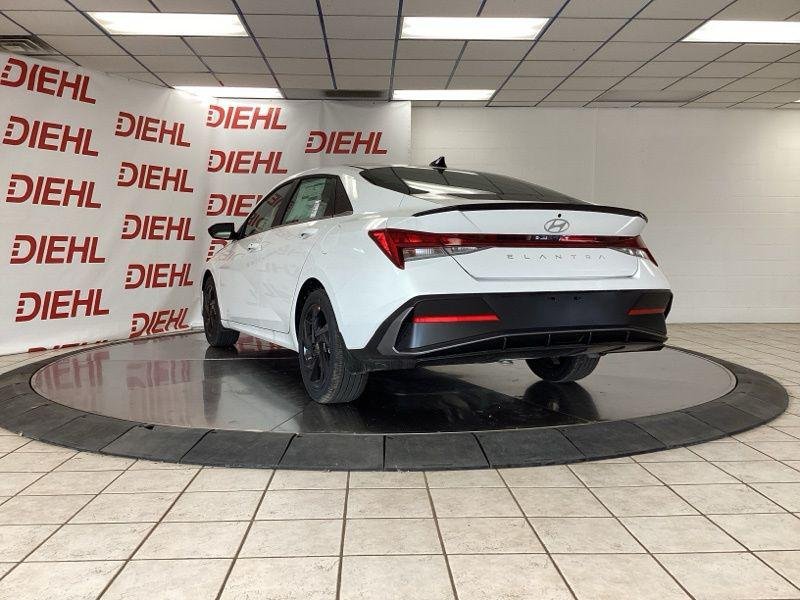 New 2026 White Hyundai SEL Sport image 5