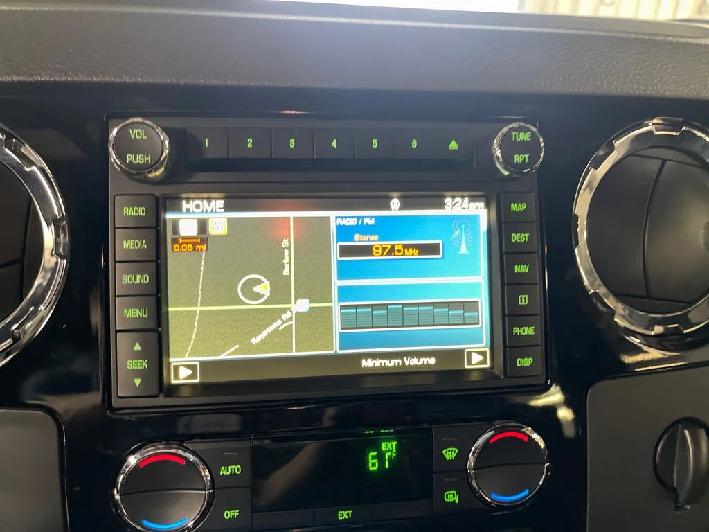 Used 2010  Ford XL image 23