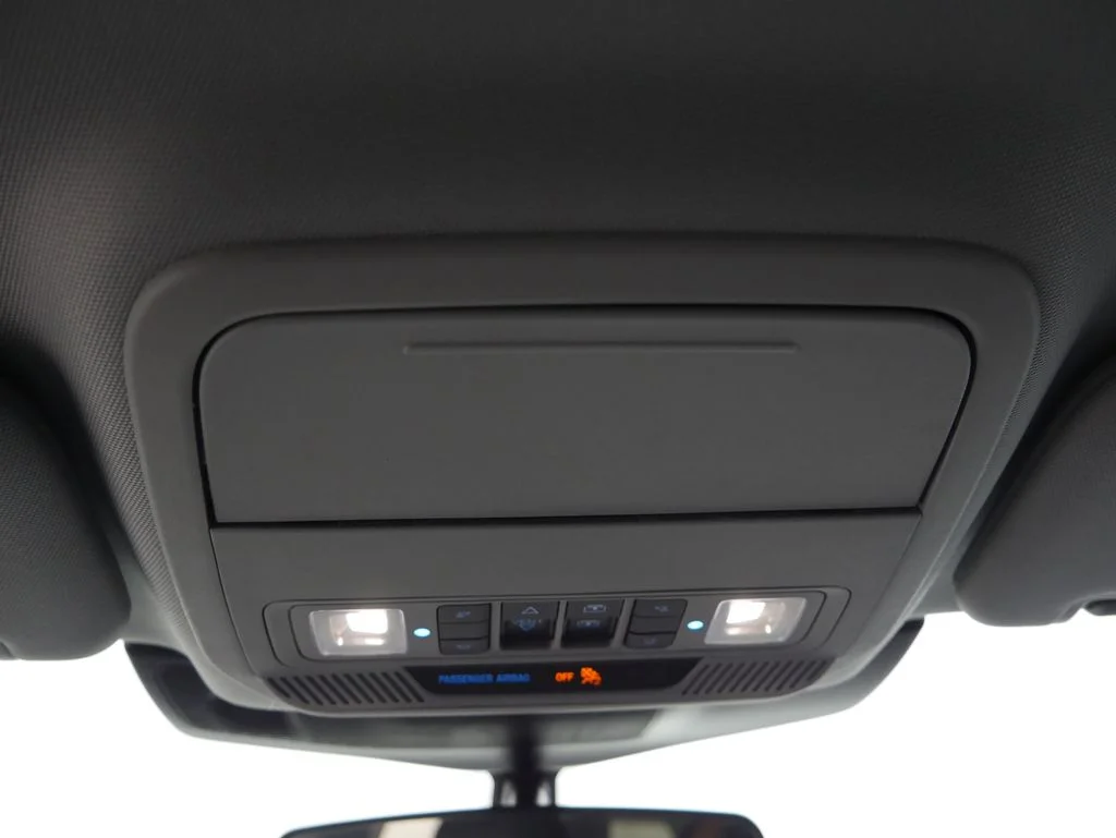 Used 2021 White Metallic Ford XLT image 35