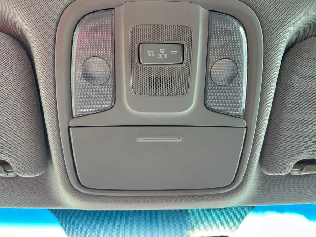 Used 2016 Gray Kia LX image 29