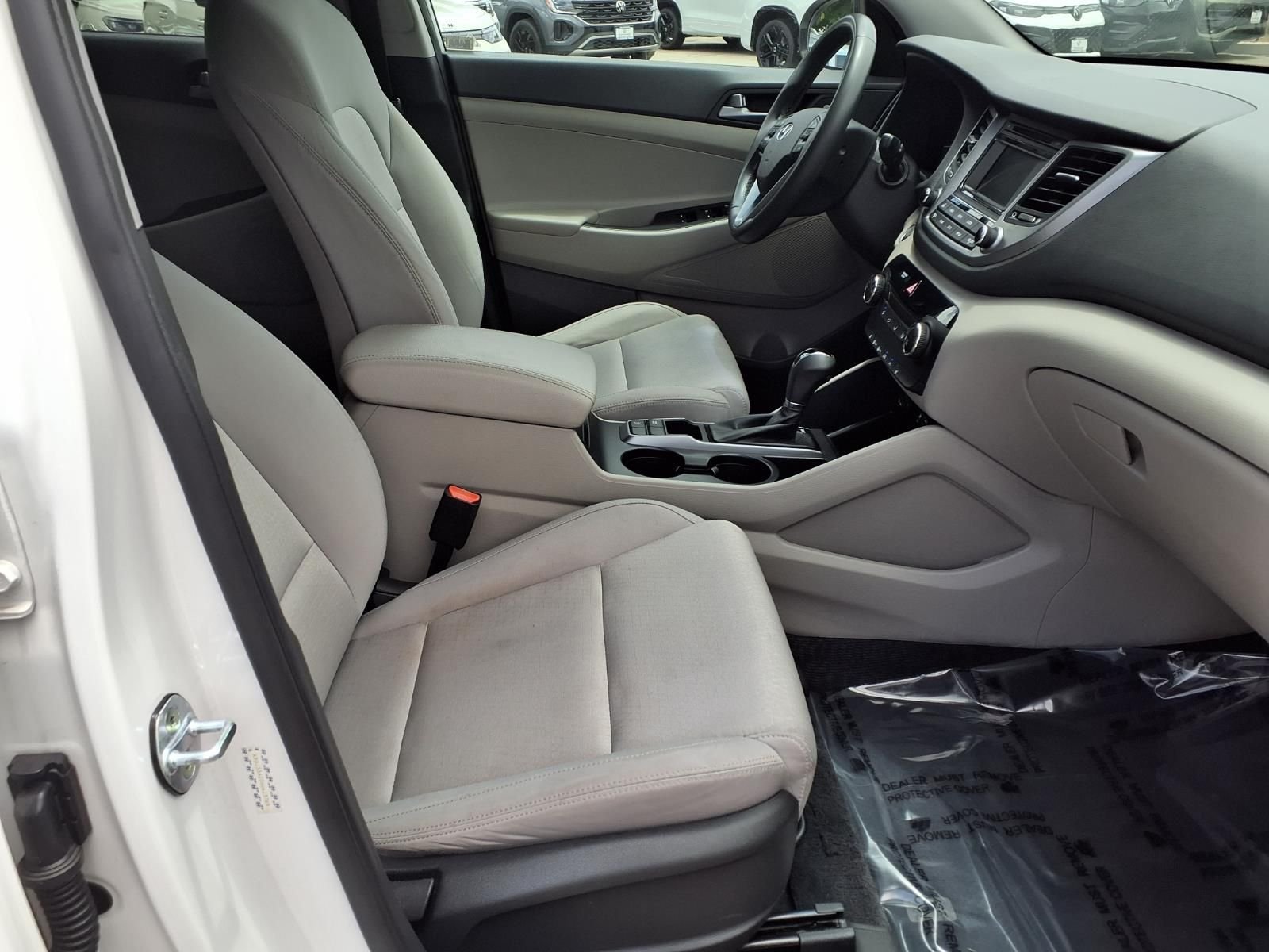 Used 2017 White Hyundai Sport image 22