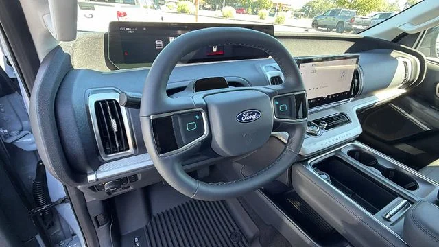 New 2027 Glacier Gray Metallic Tri-Coat Ford Active image 31