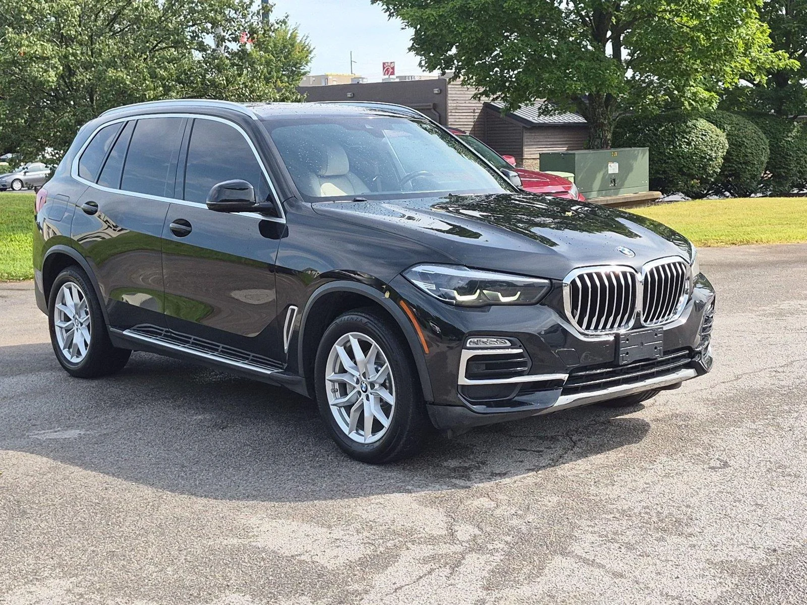 Used 2021 Black Sapphire Metallic BMW xDrive40i image 7