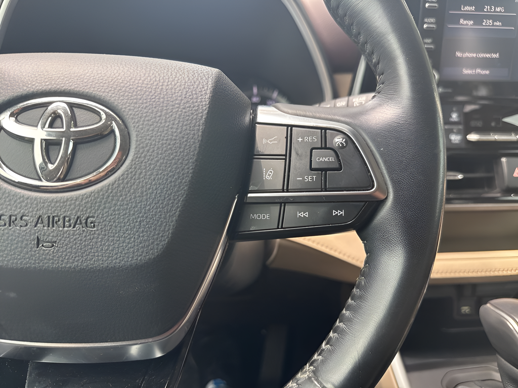 Used 2020 Gray Toyota XLE image 14