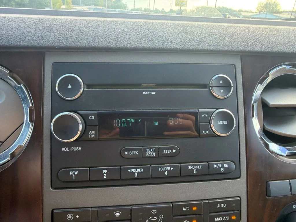 Used 2011 Blue Ford Lariat image 21